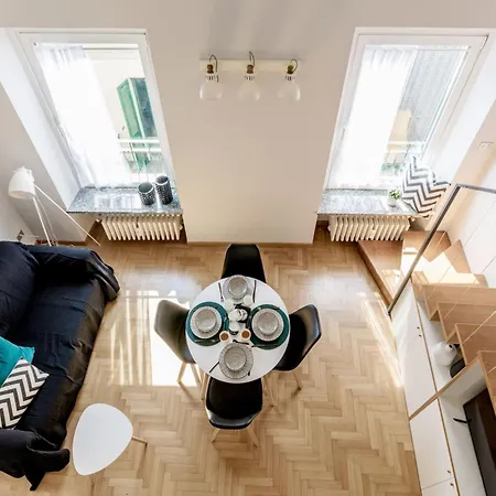 Διαμέρισμα Centro Vicolo Fiori - Modern Split-Level Apartment Μιλάνο