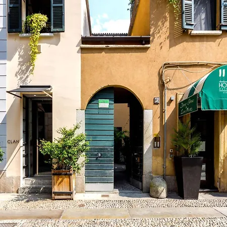 Διαμέρισμα Centro Vicolo Fiori - Modern Split-Level Apartment